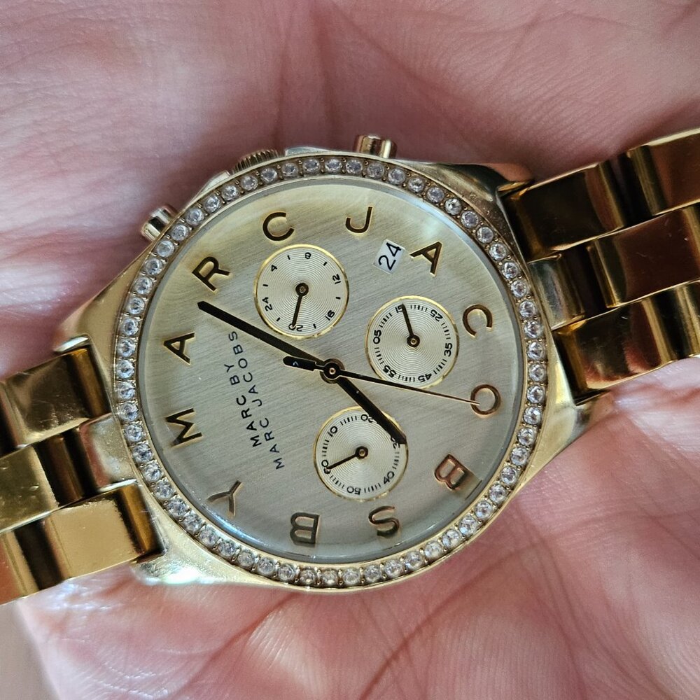 Marc Jacobs Chronograph Gold Dial Gold Steel Strap Watch for Women - MBM3105 - Picture 4 of 14